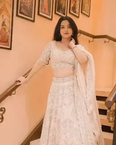 Escort Kashipur